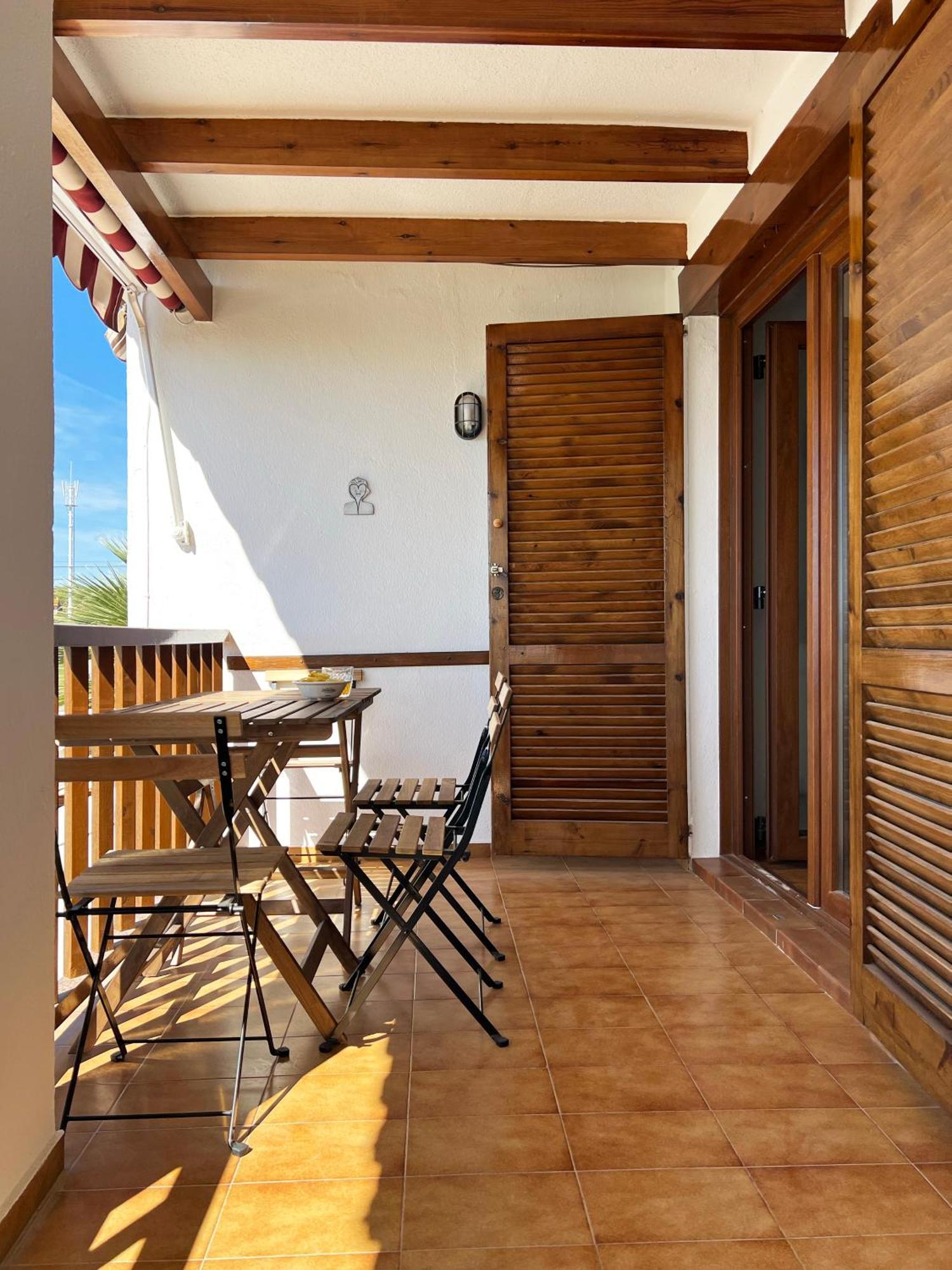 Espectacular Sunny House In The Beach Cunit Exterior foto